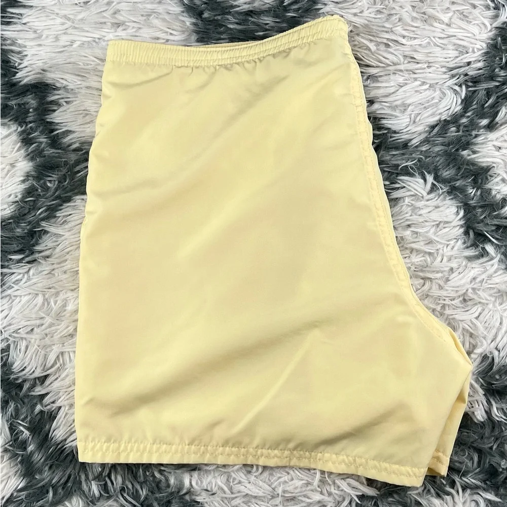 Vintage Reebok Men's Yellow Swim Trunks Size Large